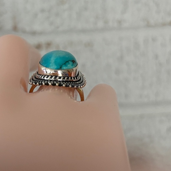 Bold Oval 8.50 carat Natural Cabochon Turquoise Ring Size 7 Sterling Silver - Picture 12 of 14